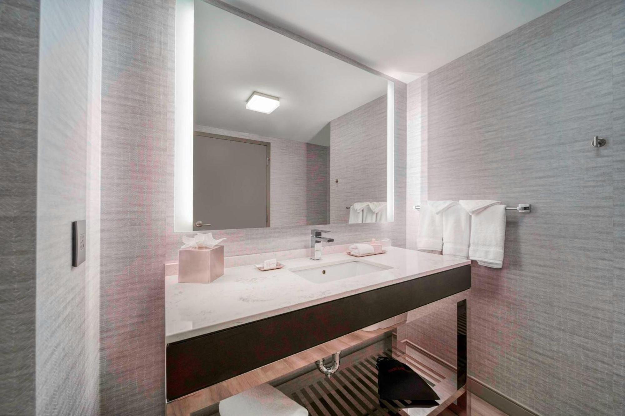 Residence Inn Boston Downtown/South End Екстериор снимка